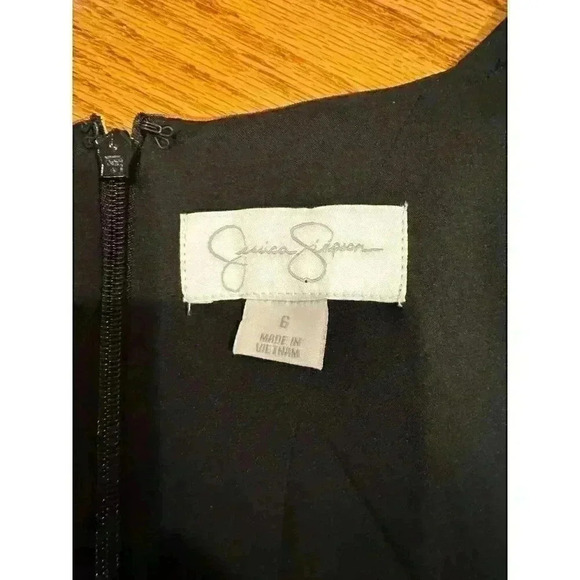 Jessica Simpson Multicolor Fitted Sheath Dress Size 6 Art to Wear Deco Office - Picture 2 of 5